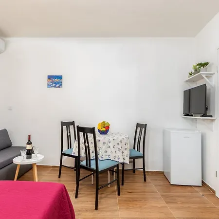 Appartement With Parking Space Valbandon, - 23659 *