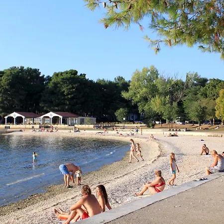 Daire With Parking Space Valbandon, - 23659 *