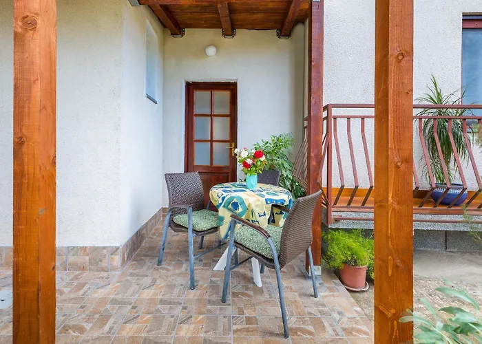 Daire With Parking Space Valbandon, - 23659