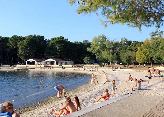 Daire With Parking Space Valbandon, - 23659 *